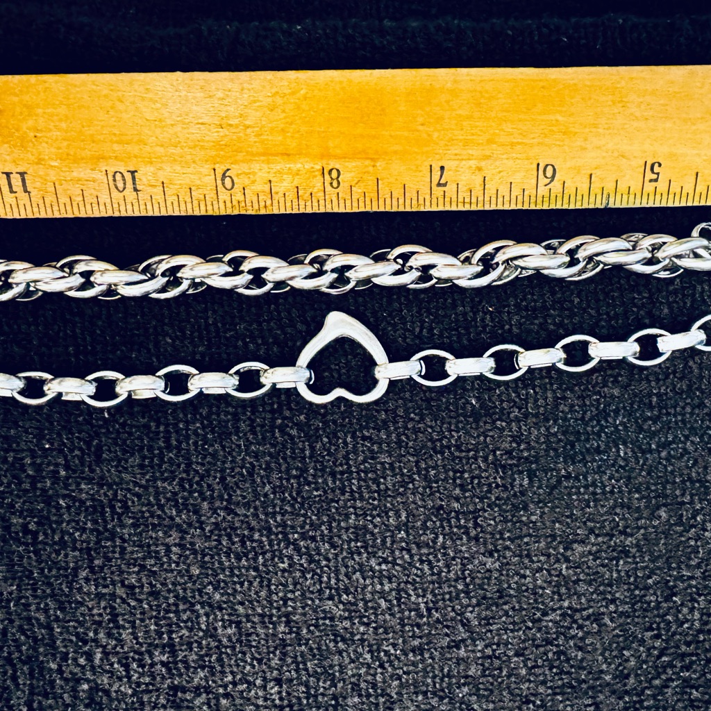 775 Silver Heart Link Bracelet And Silver Chain Link Bracelet Pair 775 Silver Heart Link Bracelet And Silver Chain Link Bracelet Pair